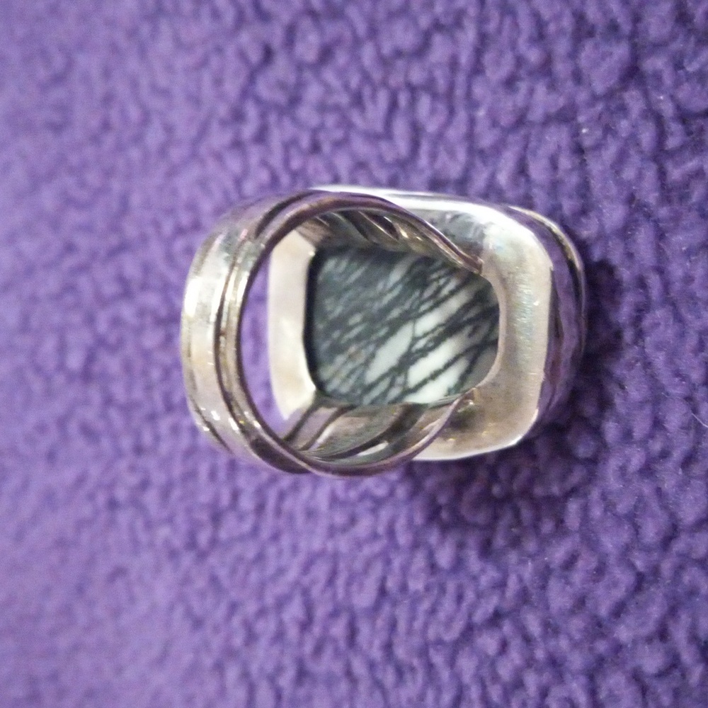 SILPADA Abstract ring - Picture 2 of 5